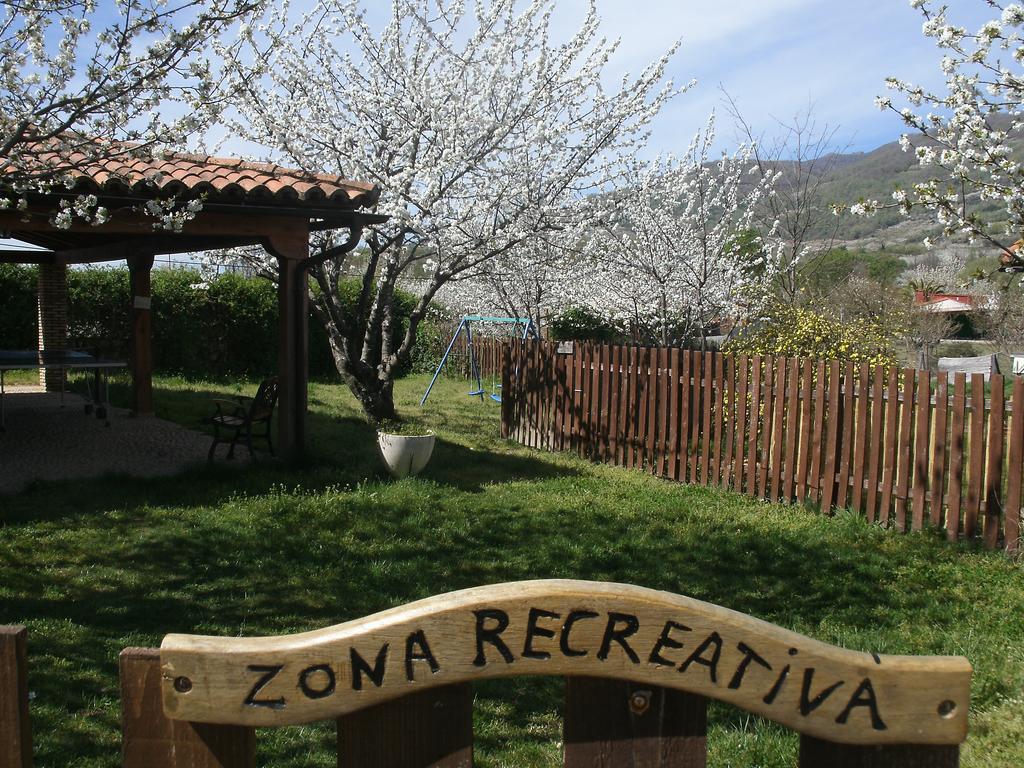 Apartamentos Rurales El Rincon Del Jerte Rebollar  Exterior photo
